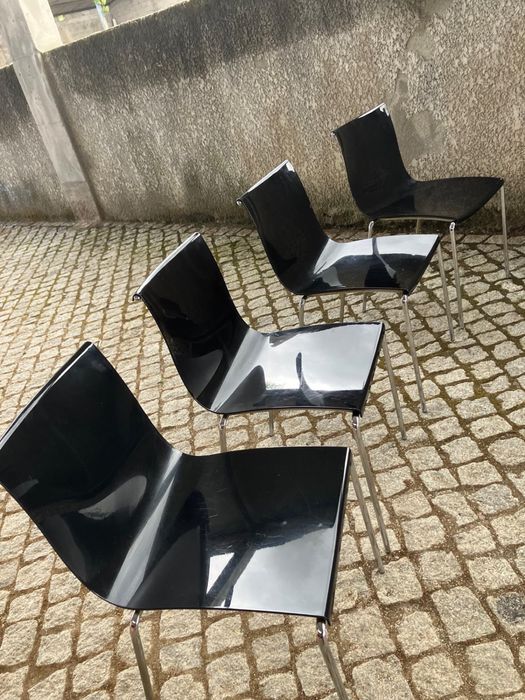 Cadeiras - Mobiliário Seminovo