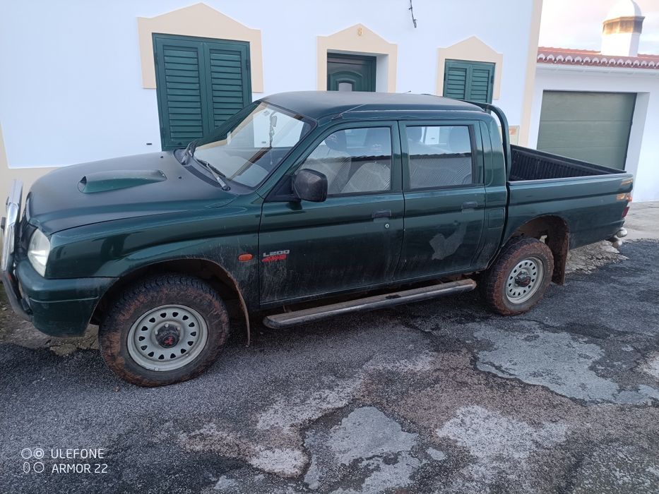 Mitsubishi L 200 stracar