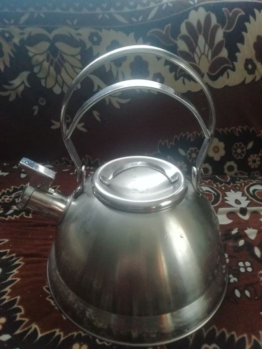 Чайник VITEZZE, у гарному стані