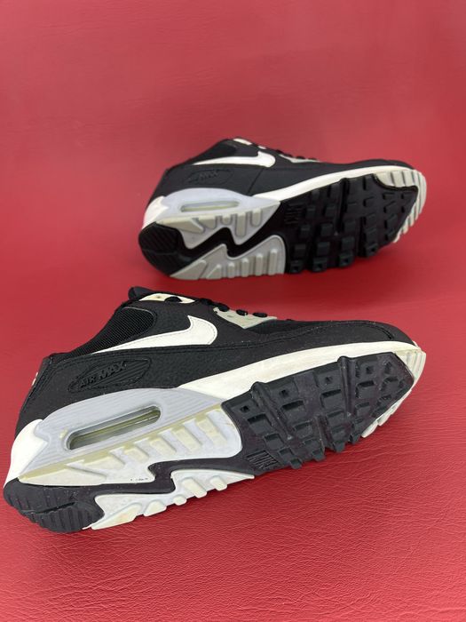 Кросівки  жіночі 37,5р. Nike Wmns Air Max 90 Essential