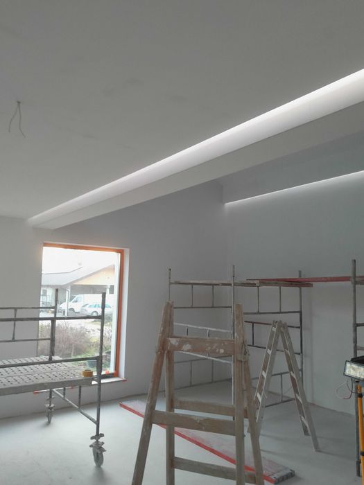 Adaptacja poddaszy,szpachlowanie,malowanie