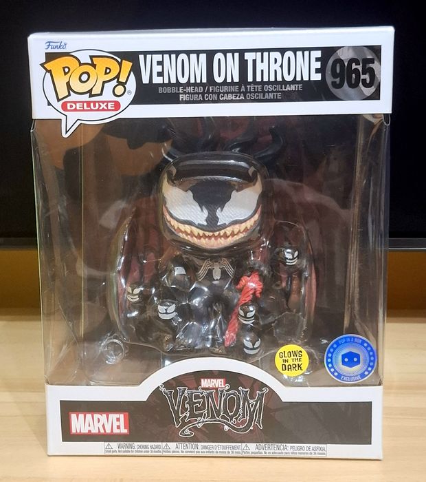 Funko POP Venom on throne / Marvel