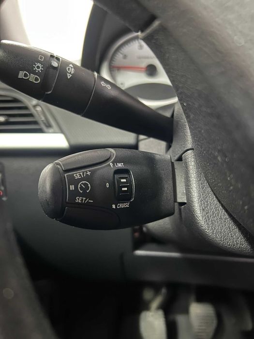 Peugeot 207 1.4 Gasolina RESERVADO