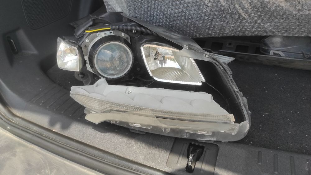 Фара форд ескейп