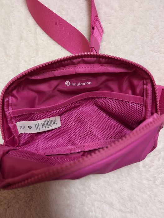 Сумка поясна кросбоді Lululemon 19*12см