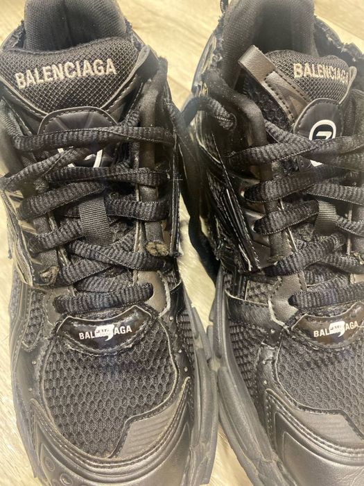 BALENCIAGA runner