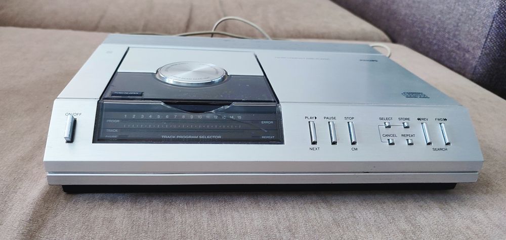 Philips CD100 аудіофільський CD програвач