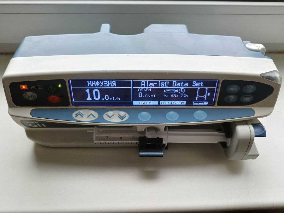 Инфузомат шприцевой Alaris 2014 год