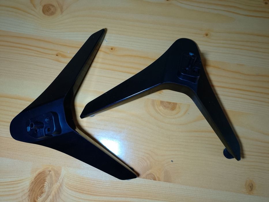 Stojak nogi do telewizora LG model na zdjęciu