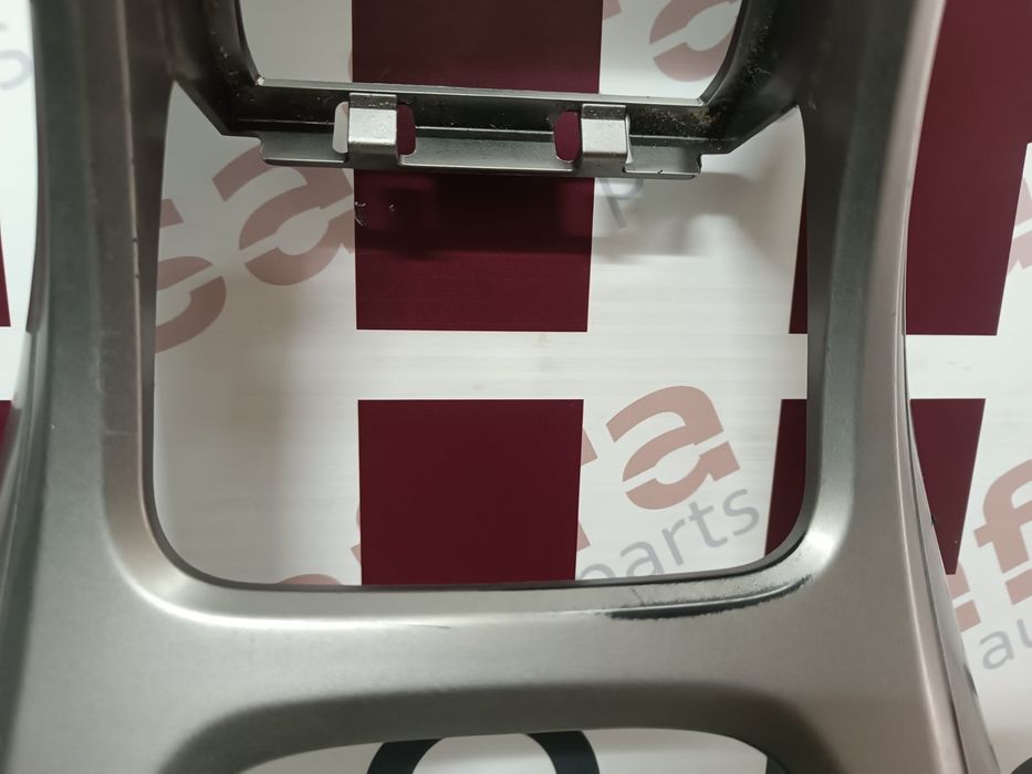 Moldura da Consola Central / Rádio / Aro OPEL ASTRA J - 13257562