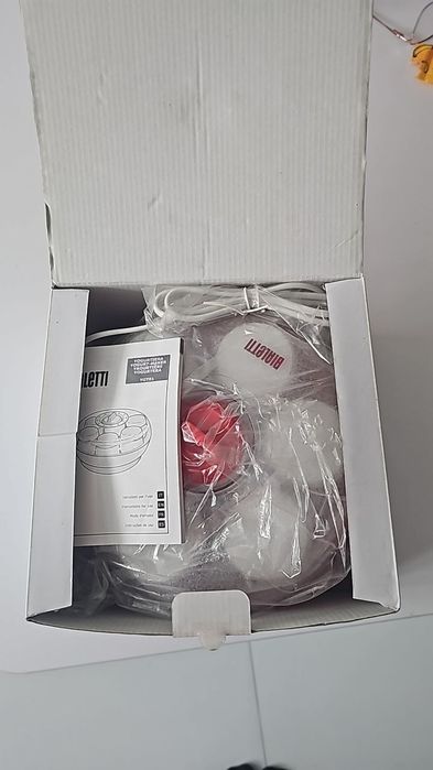 Йогуртниця нова Bialetti