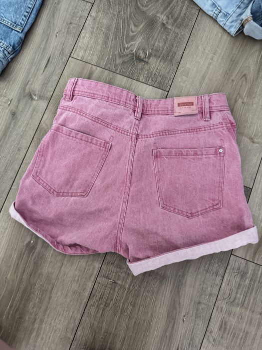 Spodenki szorty rozowe wysoki stan Bershka