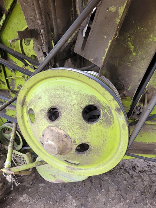Podajnik claas protector