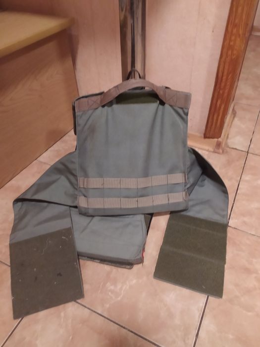 Плитоноска б/у, в хорошем состочнии