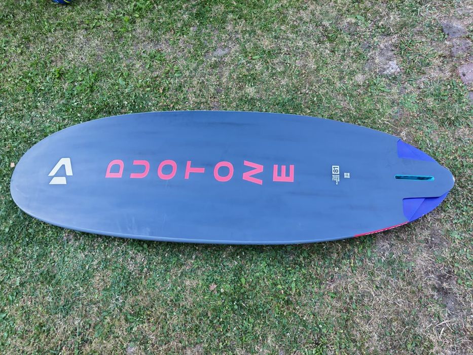 Deska windsurfing 2025r Duotone Jag 110