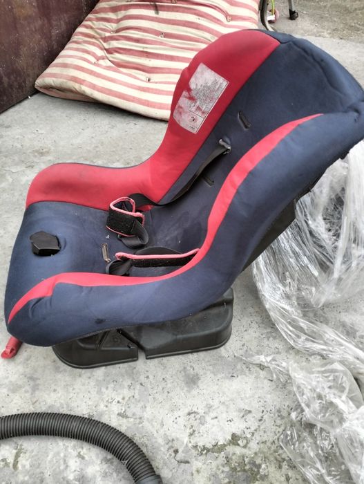 Продам дитяче авто крісло