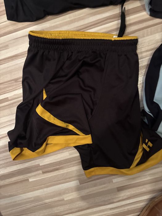 strój na wf kosza piłkę komplet koszulka spodenki Huari / Tarmak