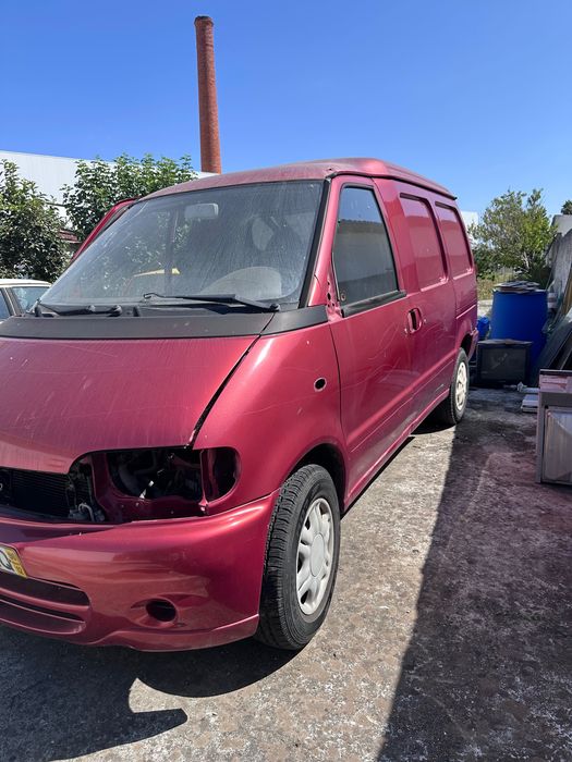 Nissan vanette 1996
