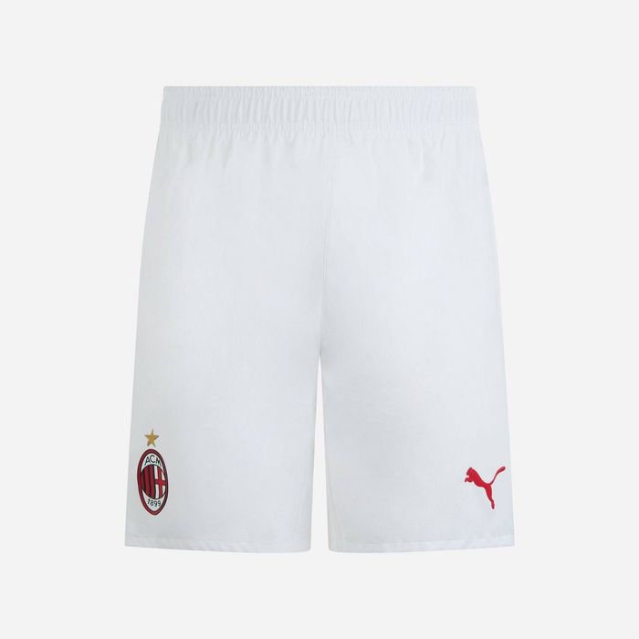 Шорти — це Puma AC Milan 2024-25 Home Shorts для дітей на 13-14 років