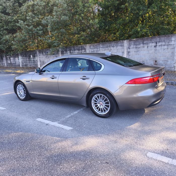 Jaguar XF-e 2.0D Prestige