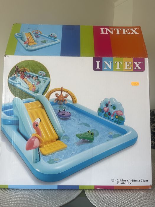 Piscina insuflável infantil