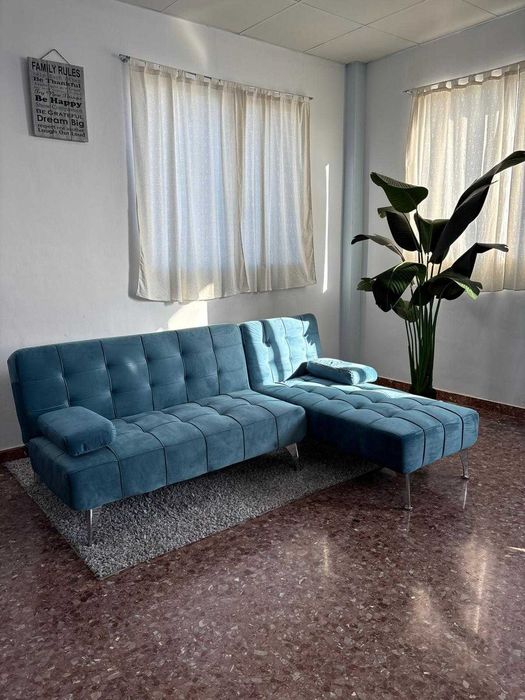 Novo sofá Aroa CheissLounge em veludo azul