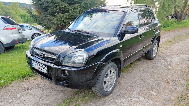Hyundai Tucson sprowadzony,zarejestroawany,ładny i zadbany 2xkoła,bez korozji