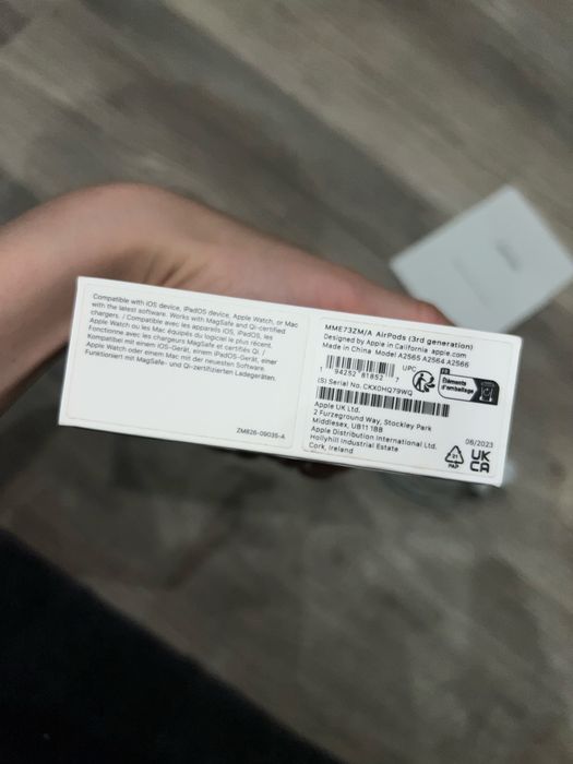 apple airpods 3 оригінал