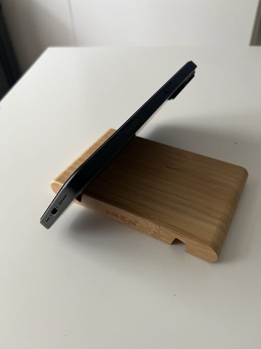 IKEA BERGENES Podstawka na telefon/ tablet
