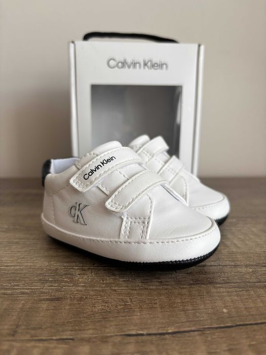 Buciki niemowlęce Calvin Klein Rozm. 18