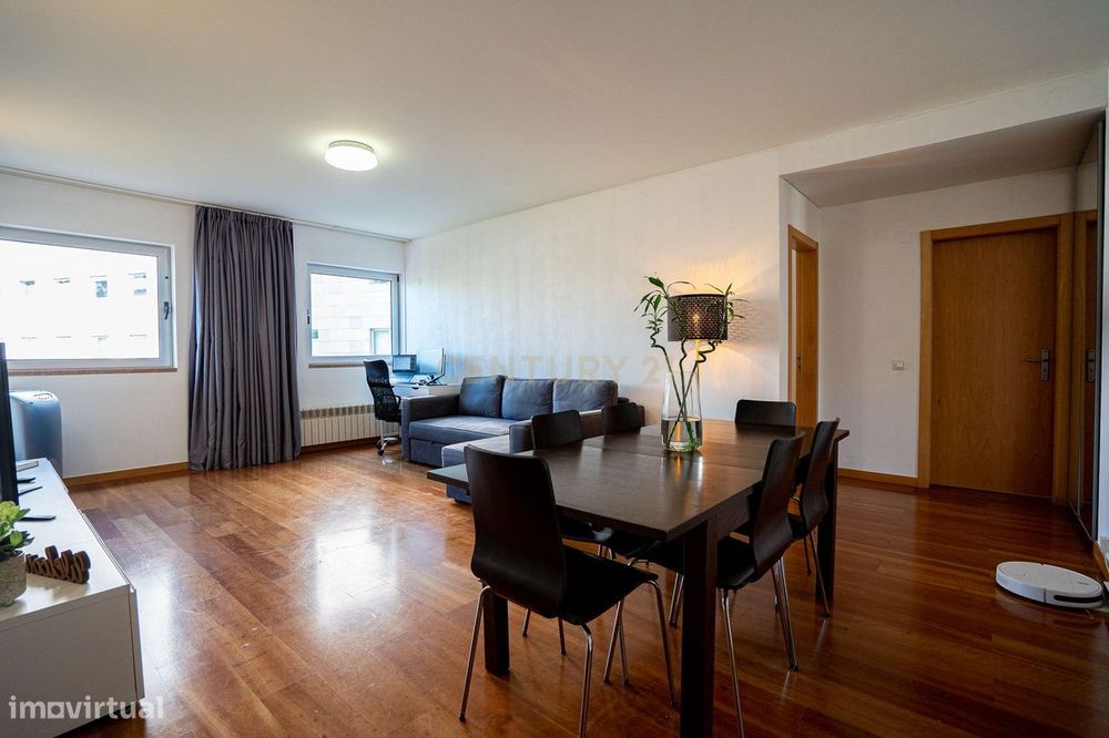 Apartamento T1 junto à Marina - Expo Sul