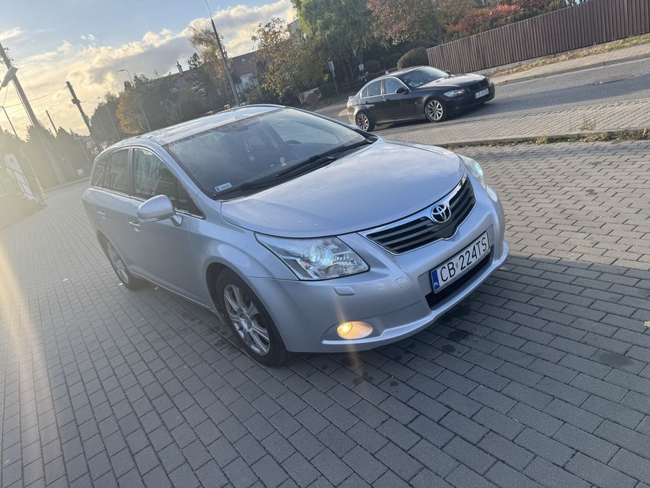 Toyota avensis 2.2 D4D super stan