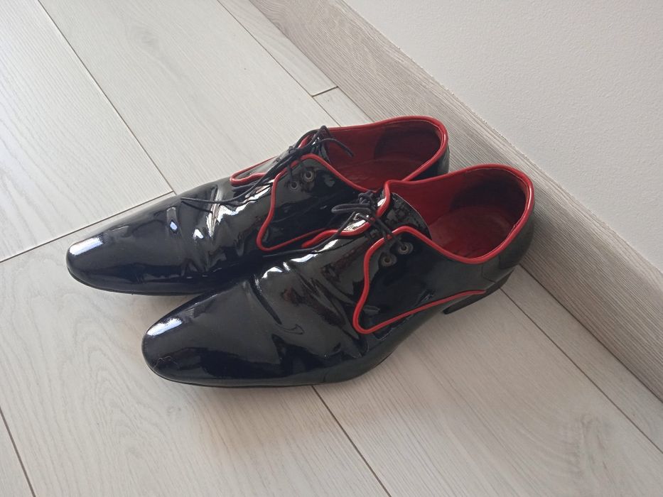 Półbuty skórzane smoking, garnitur błyszczące buty