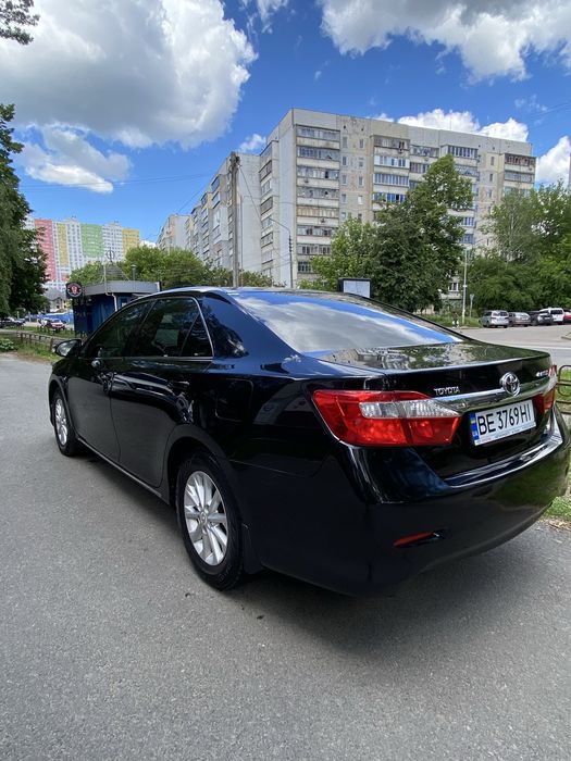 Toyota Camry 2013 Рік Офіційна!