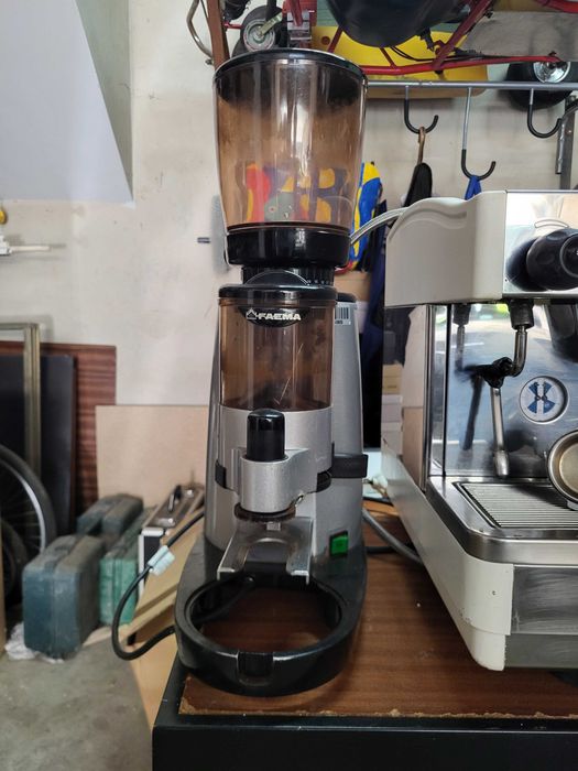 Moinho de café FAEMA