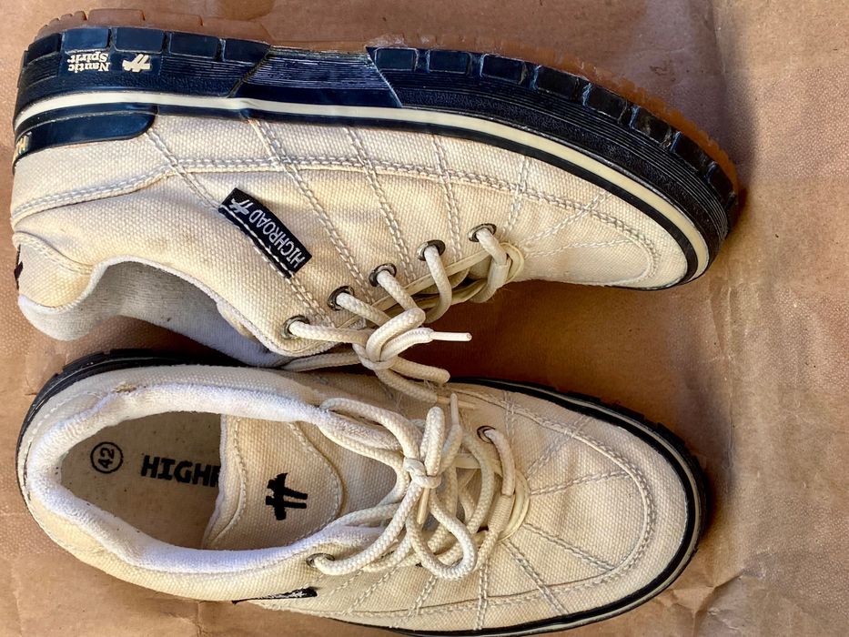 Tenis casual off road