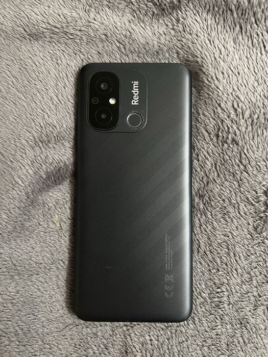 Телефон Redmi 12 3/64 gb