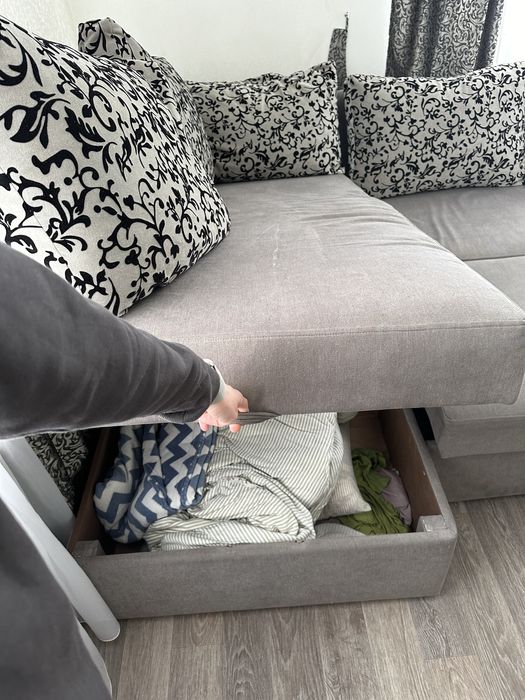 Диван кутовий / розкладний