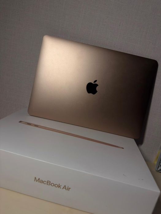 MacBook Air M1 256 ГБ