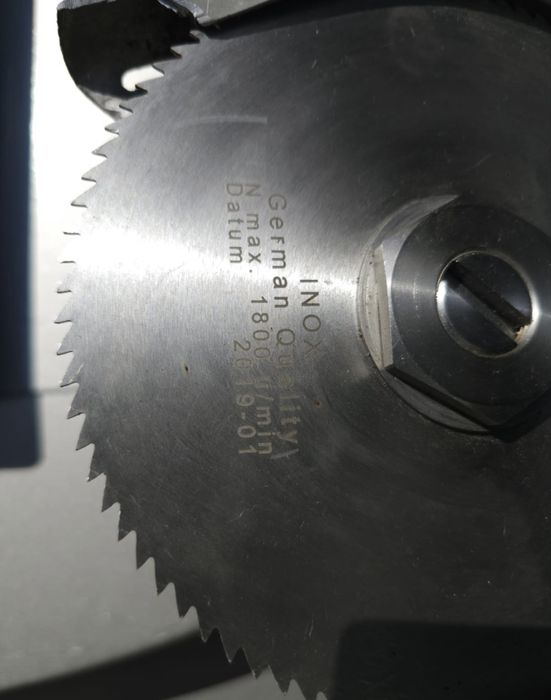 Пила для мяса і кості