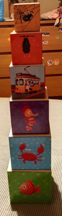 Livros Panda + cubos encaixar