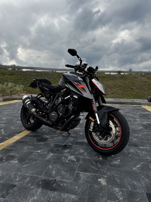 KTM 1290 Super Duke R