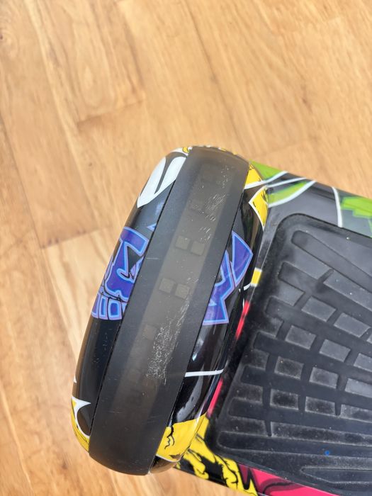 Hoverboard 6.5 polegadas (Estampa Graffiti)
