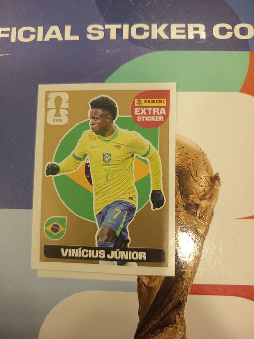Cromo Panini FIFA 2026 extra sticker gold Vinícius junior