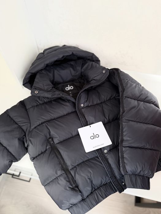 Alo yoga  оригінал куртка пуффер