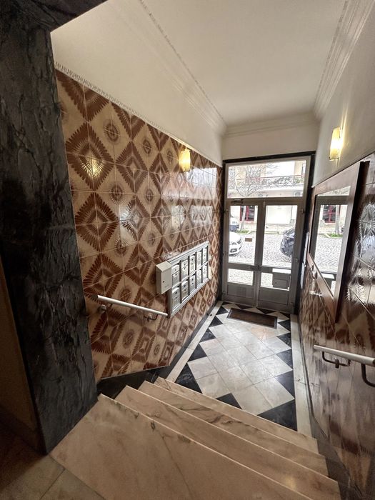 T1 Costa da Caparica Central