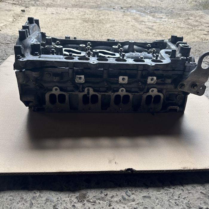 Гбц головка блока 2.0 dci M9R Renault Trafic Vivaro Qashqai Laguna 3