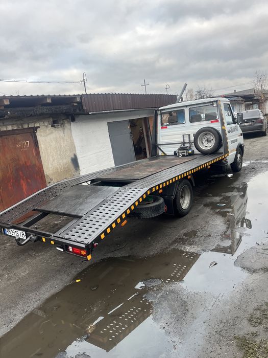 Евакуатор Платформа Перевезення вантажів Технічна допомога