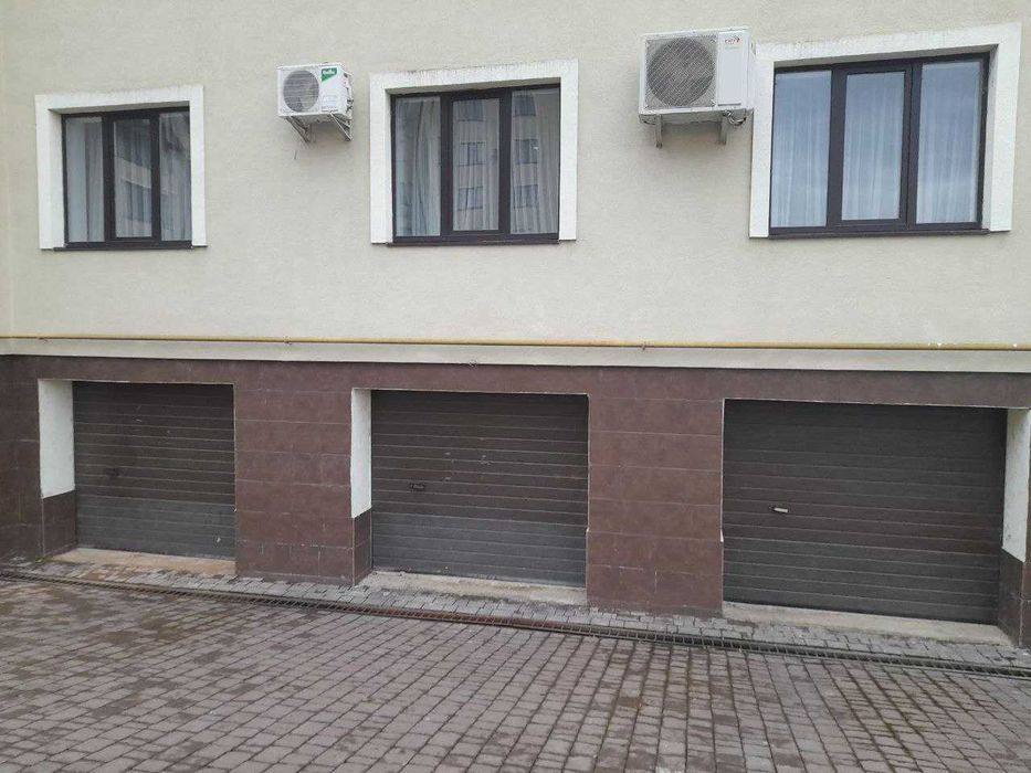 Здам в оренду гараж по вул. І.Франка 100$