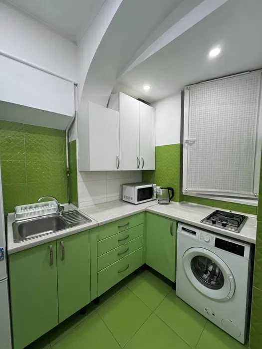 Оренда однокімнатної квартири в районі Форуму.